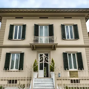 La Tuia , Lucca Italia