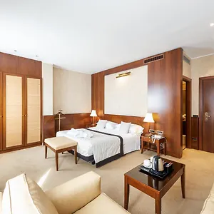 Otel Ascot, Milano